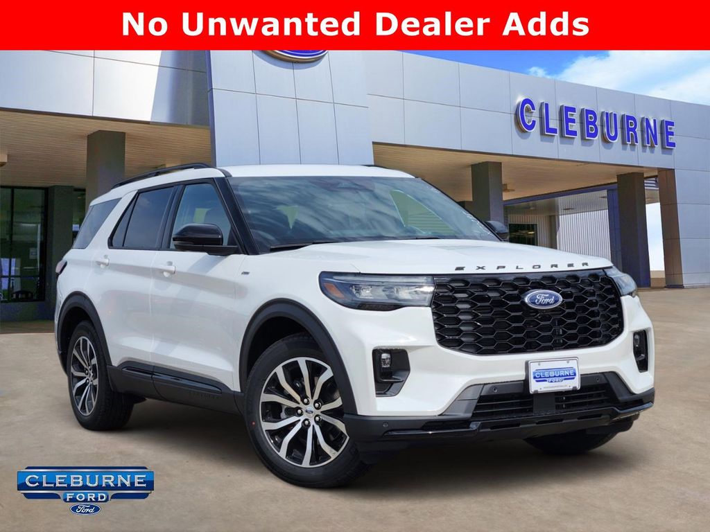 2026 Ford Explorer ST-LINE RWD's photo