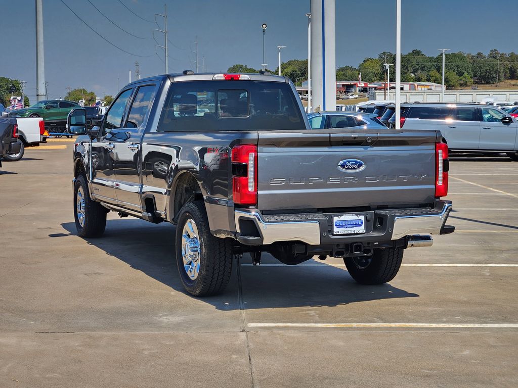 2026 Ford F-350 Lariat photo 3