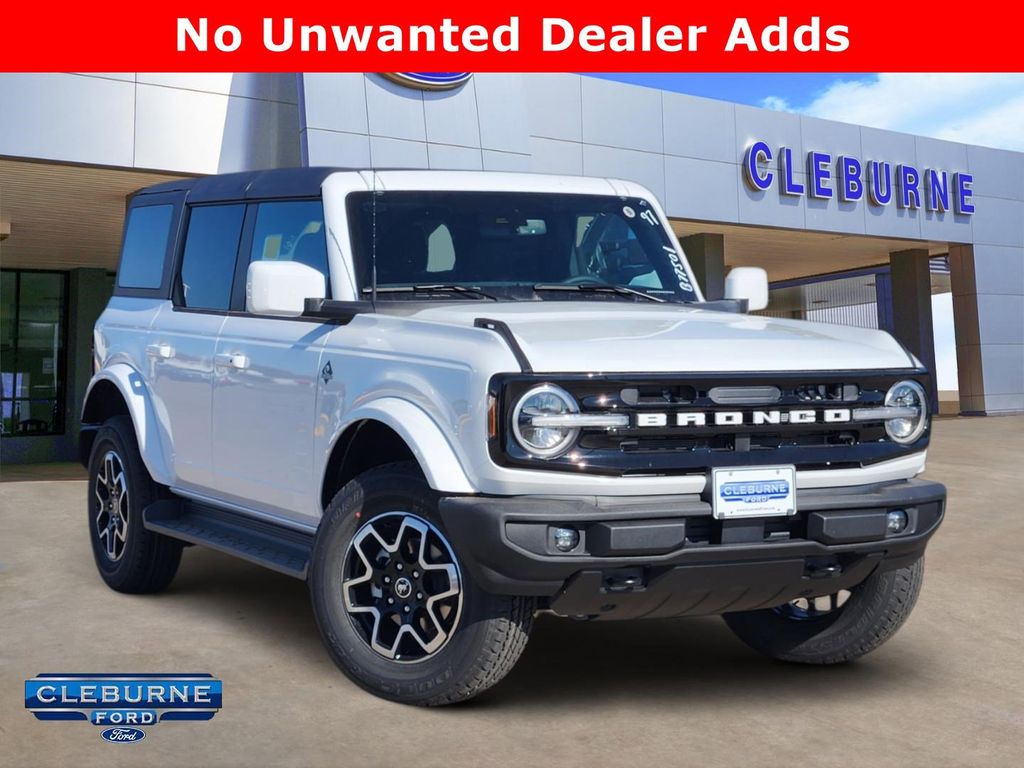 2025 Ford Bronco 4-Door Outer Banks's photo