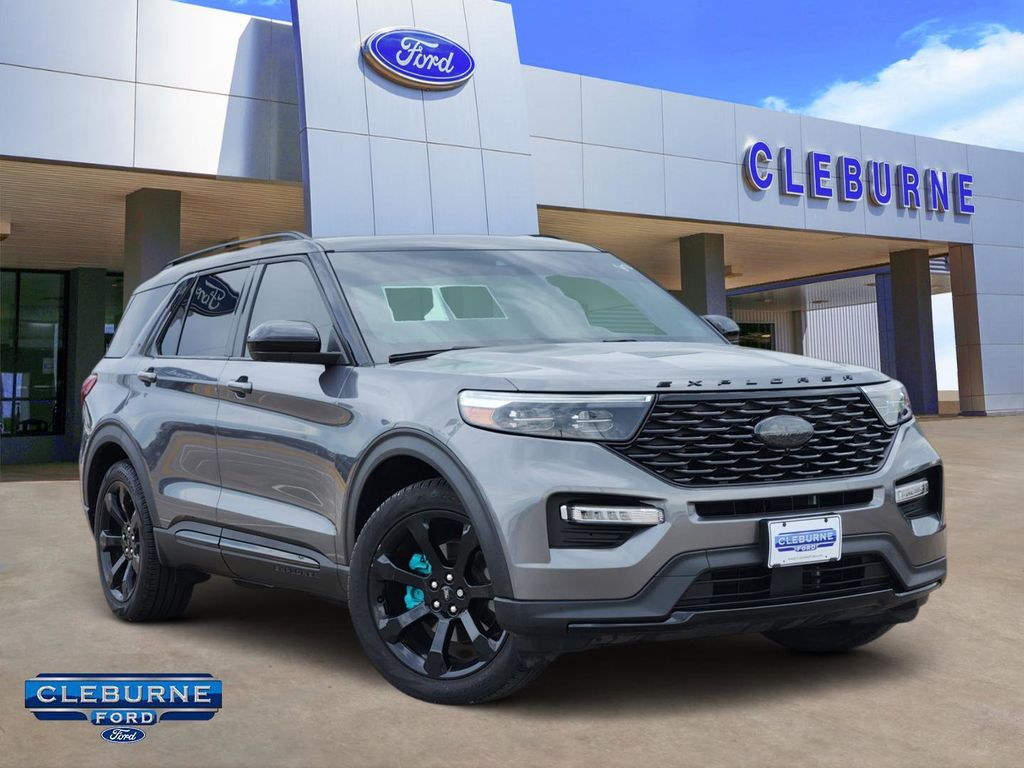 2022 Ford Explorer ST-LINE RWD's photo