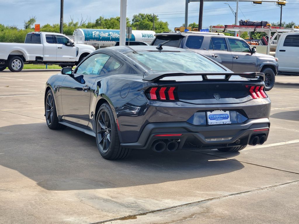 2025 Ford Mustang Dark Horse Premium photo 4