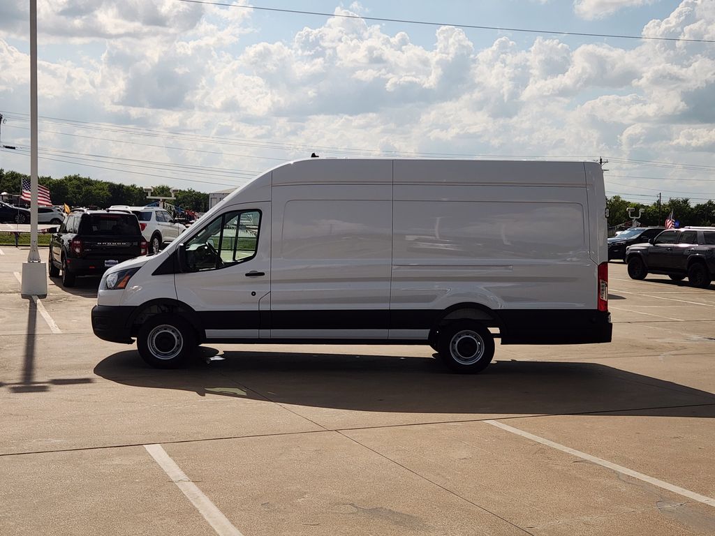 2025 Ford Transit photo 3