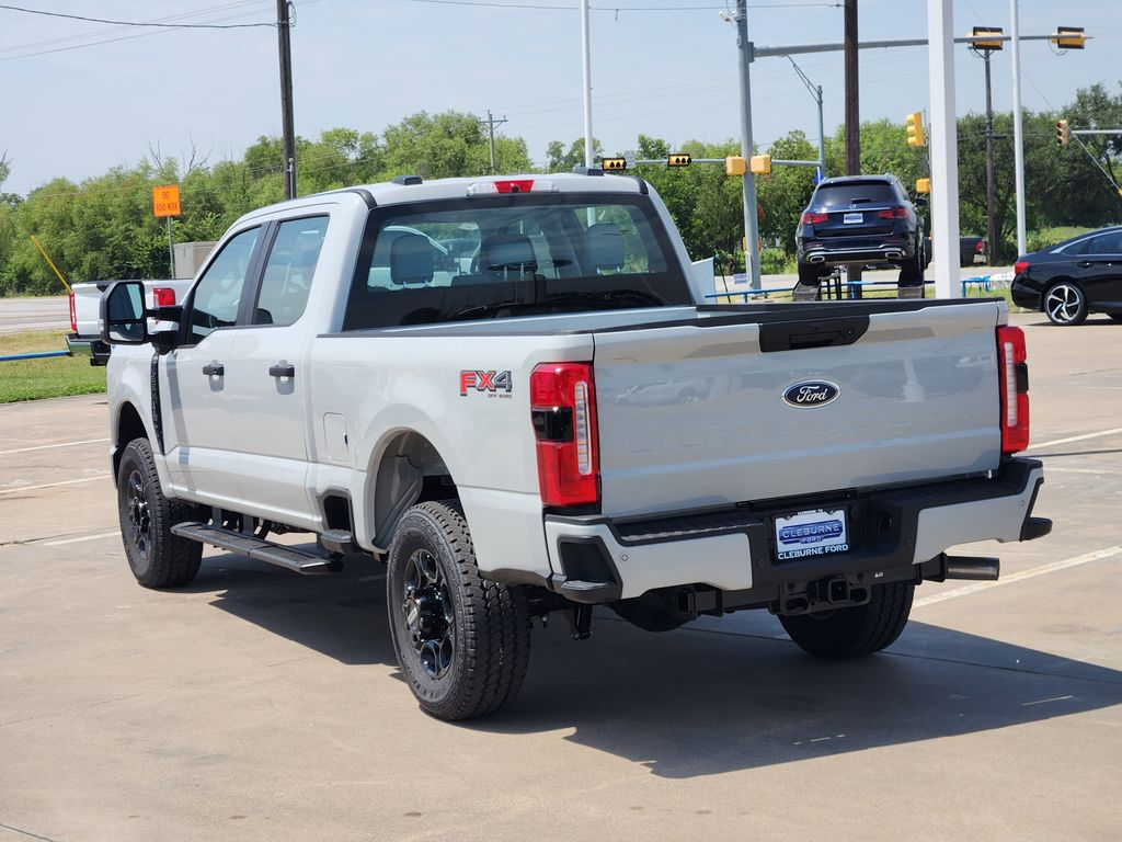 2025 Ford F-250 XL photo 4