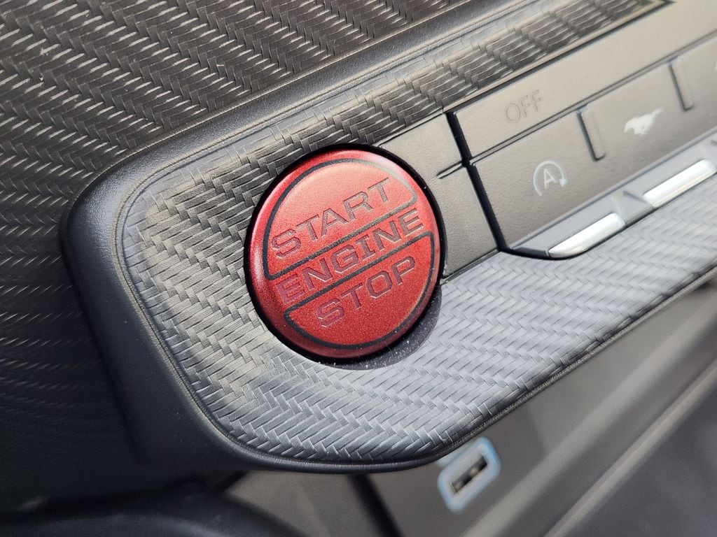 2026 Ford Mustang GT Fastback - Photo 14