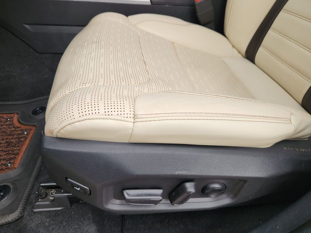 2023 Toyota Tundra 1794 Edition - Photo 23