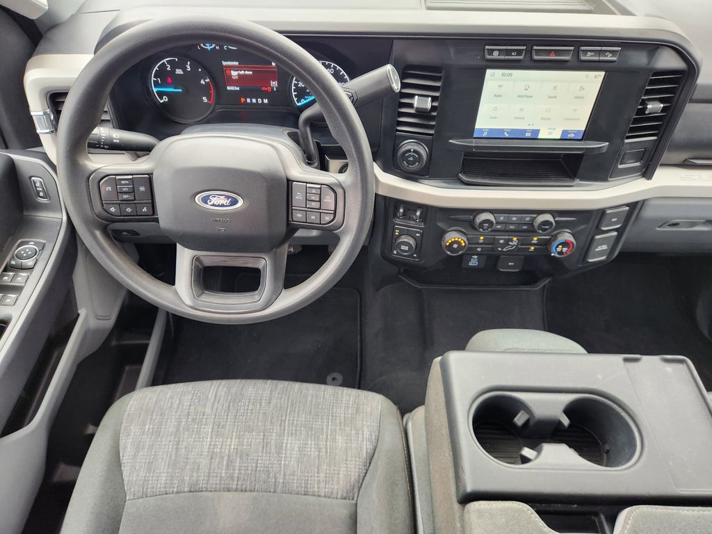 2023 Ford F-250 Super Duty XLT - Photo 25