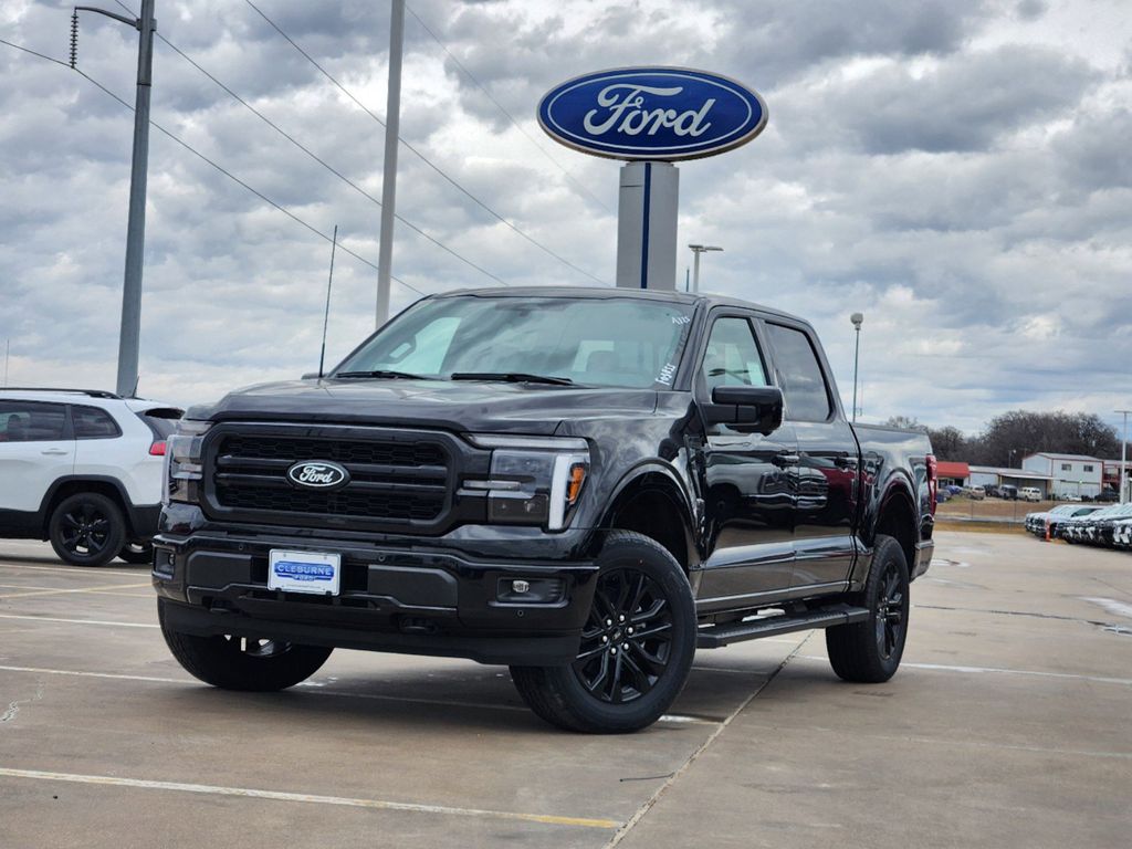 2025 Ford F-150 Lariat photo 2
