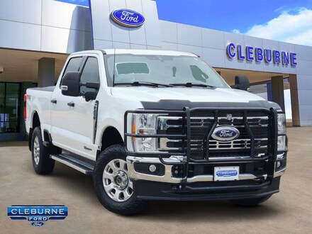 2023 Ford F-250SD XLT Truck