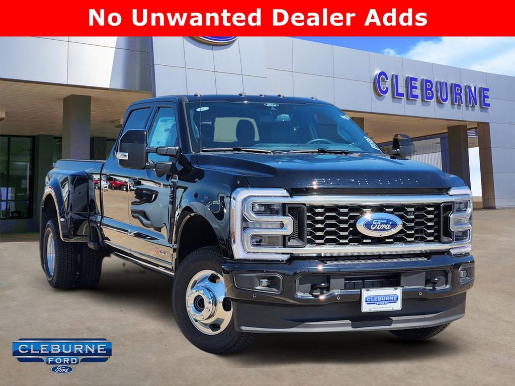 2026 Ford F-350 Super Duty Platinum's photo