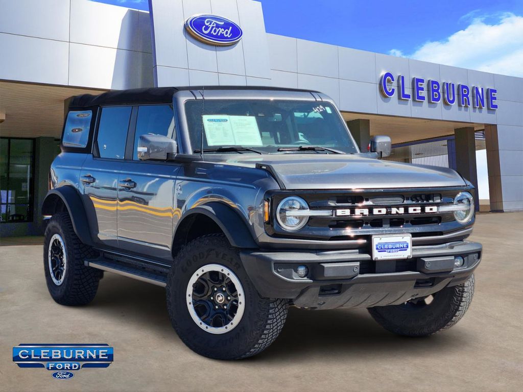 2023 Ford Bronco SUV 