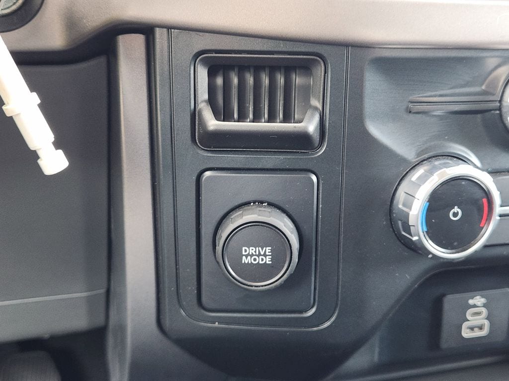 2025 Ford F-150 XLT - Photo 20