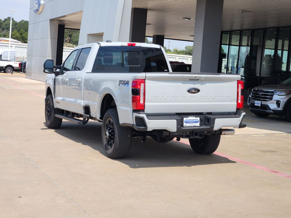 2026 Ford F-350 Lariat photo 4