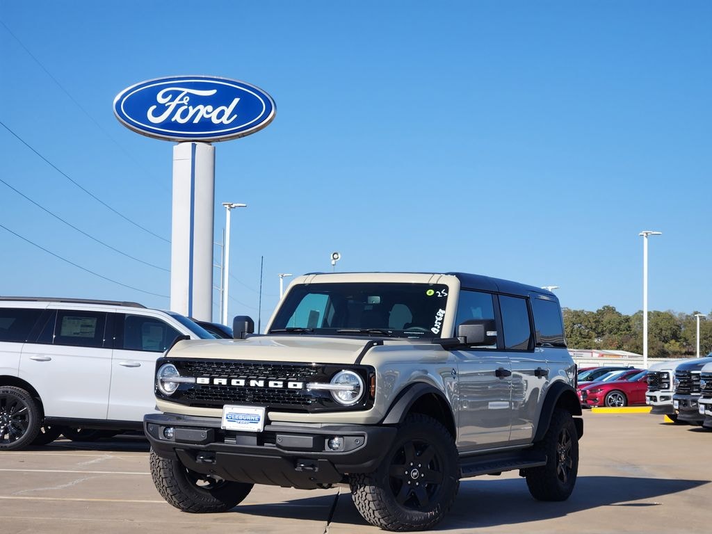 New 2025 Ford Bronco Outer Banks SUV