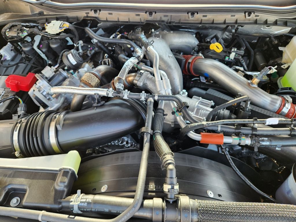 2026 Ford F-350 Super Duty Platinum - Photo 21