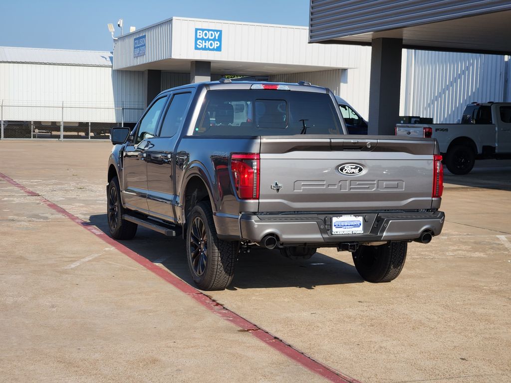 2025 Ford F-150 XLT photo 4