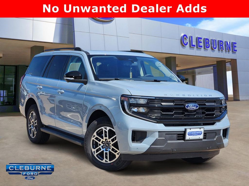 2025 Ford Expedition Active's photo