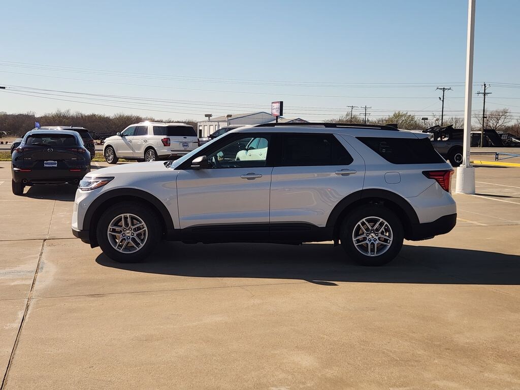 New 2026 Ford Explorer 4DR RWD Active SUV