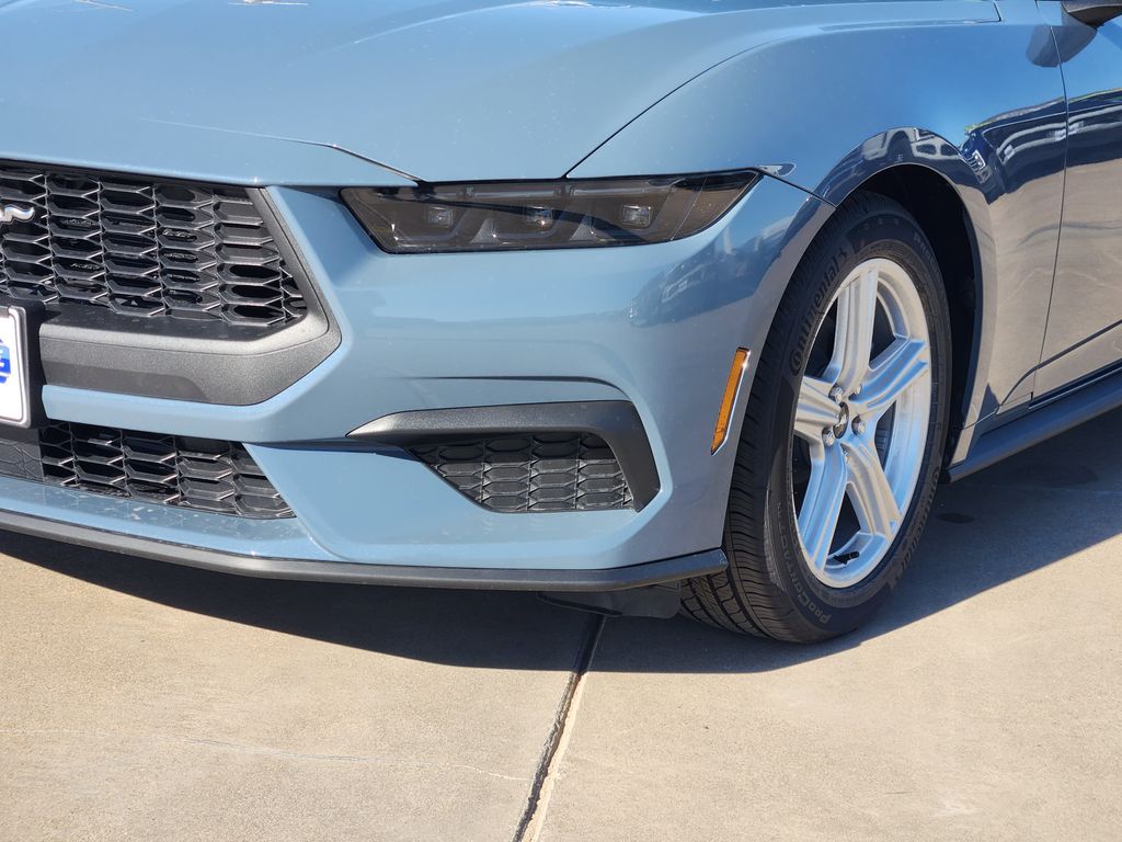 2026 Ford Mustang EcoBoost Fastback - Photo 6