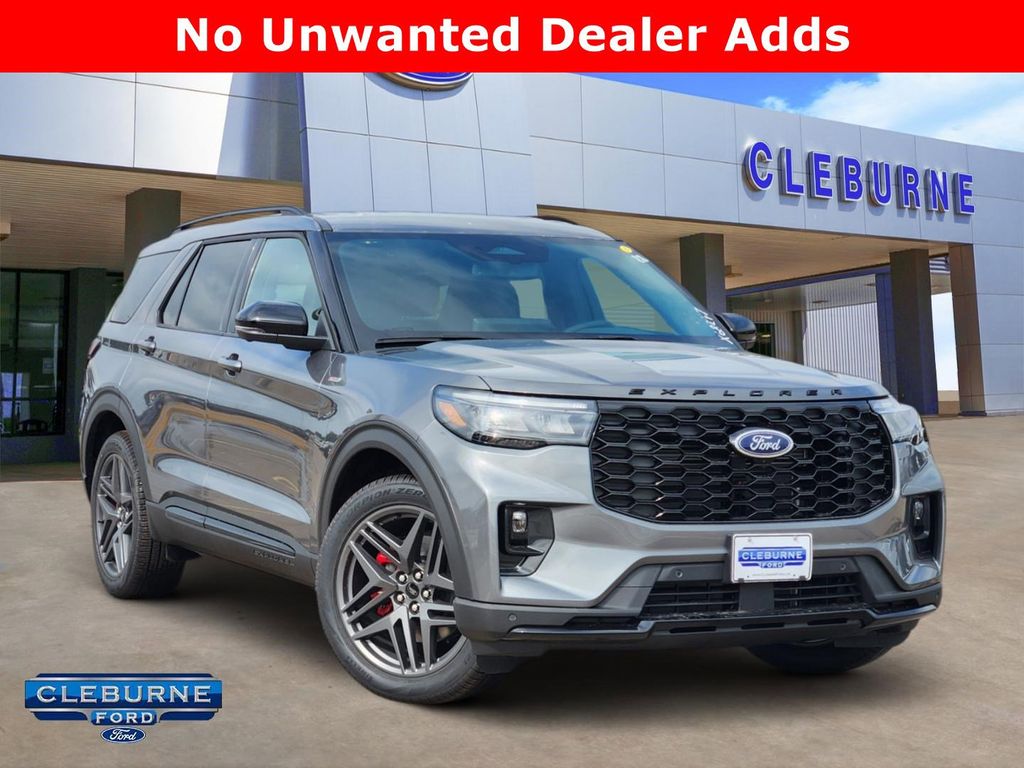2026 Ford Explorer ST-LINE RWD's photo