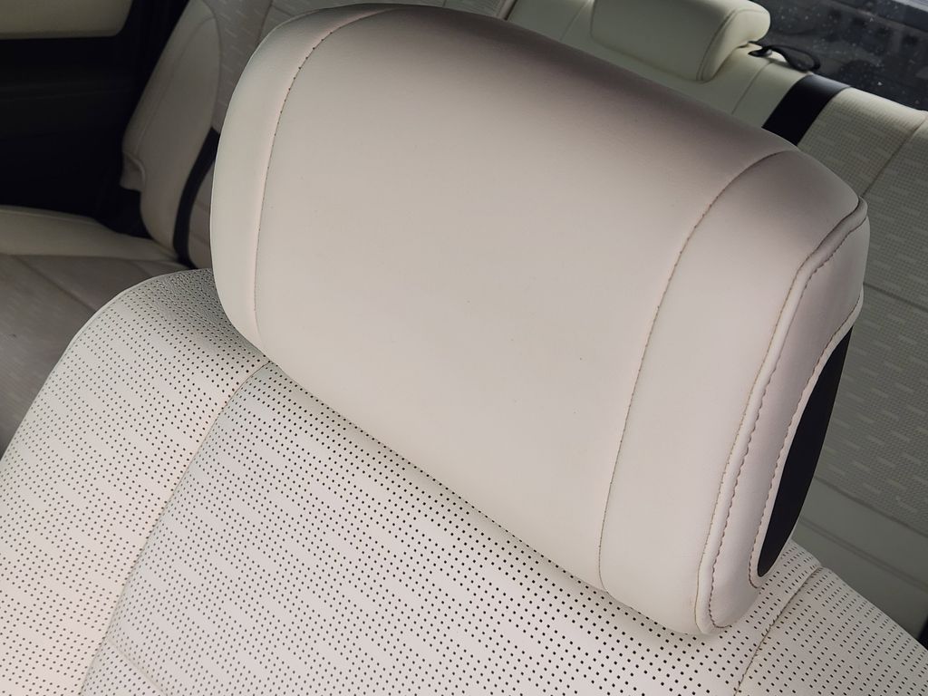 2023 Toyota Tundra 1794 Edition - Photo 14