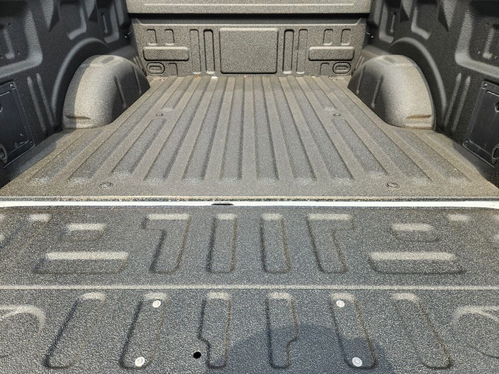 2025 Ford F-150 XLT - Photo 30