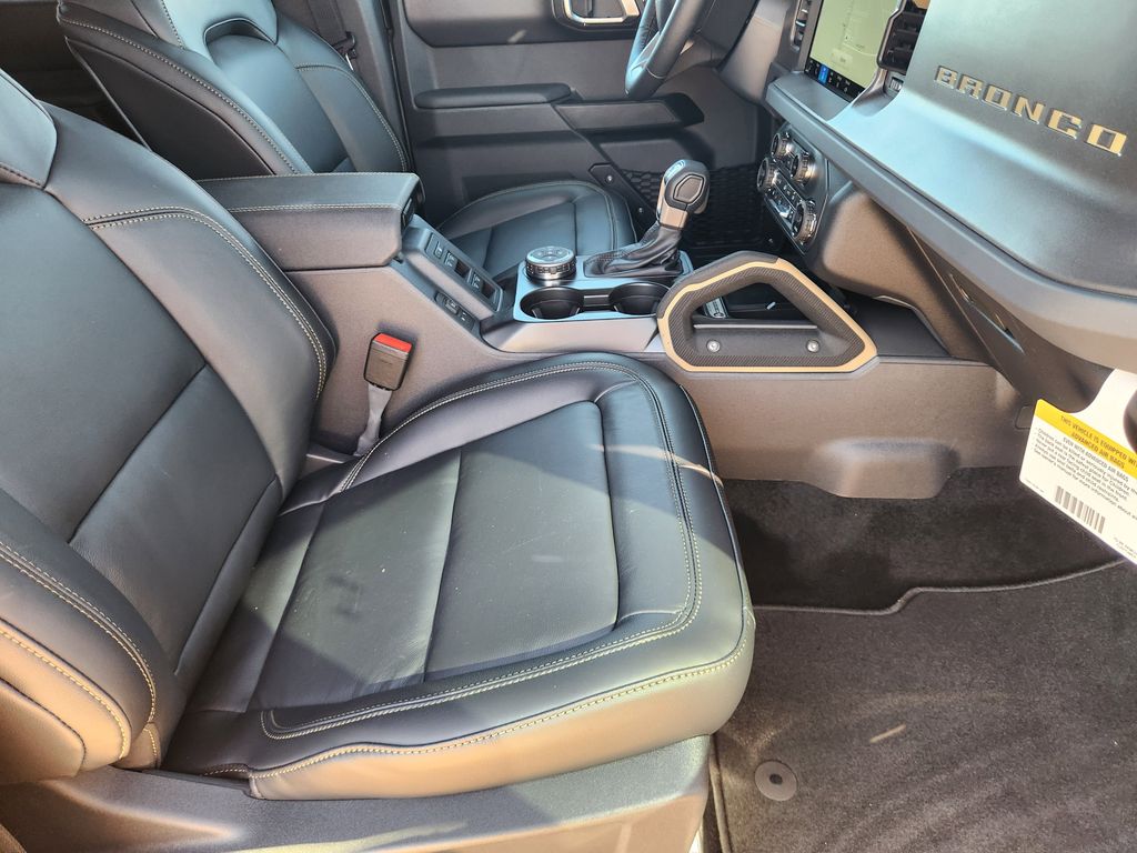 2025 Ford Bronco 4-Door Badlands - Photo 10
