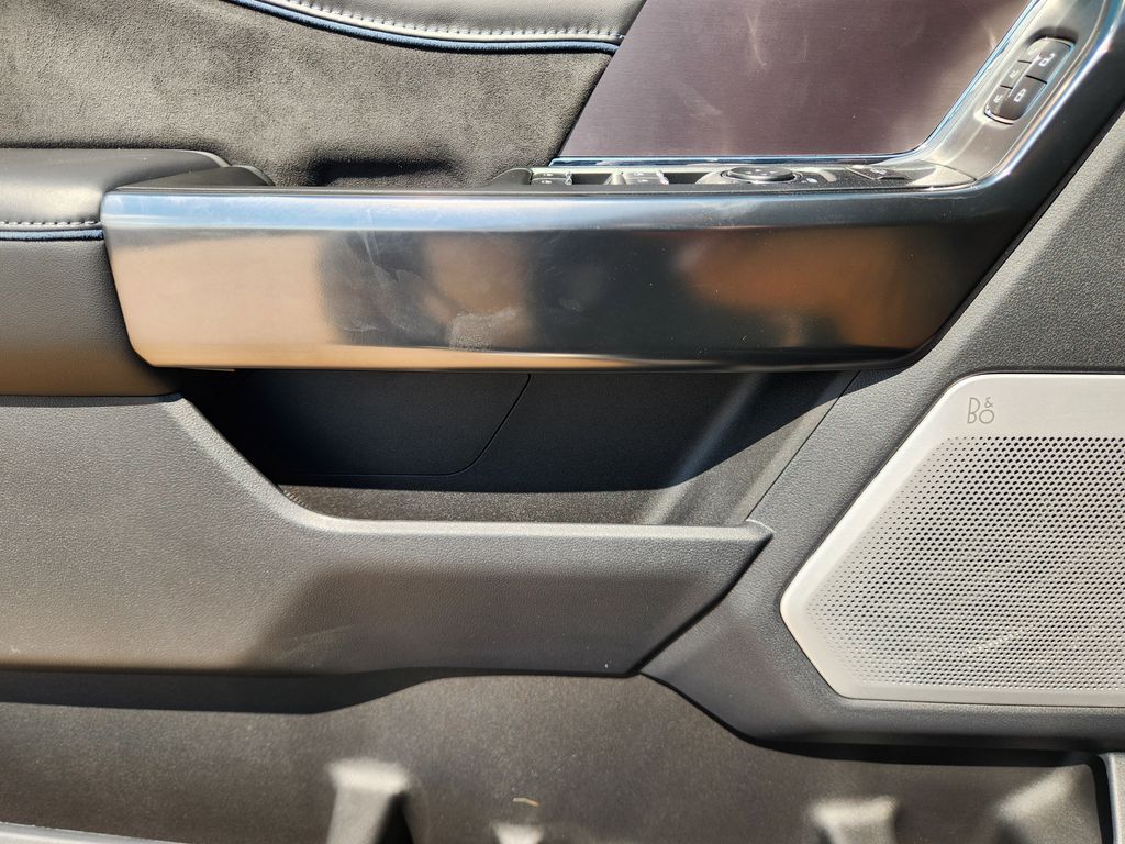 2026 Ford F-350 Super Duty Platinum - Photo 16