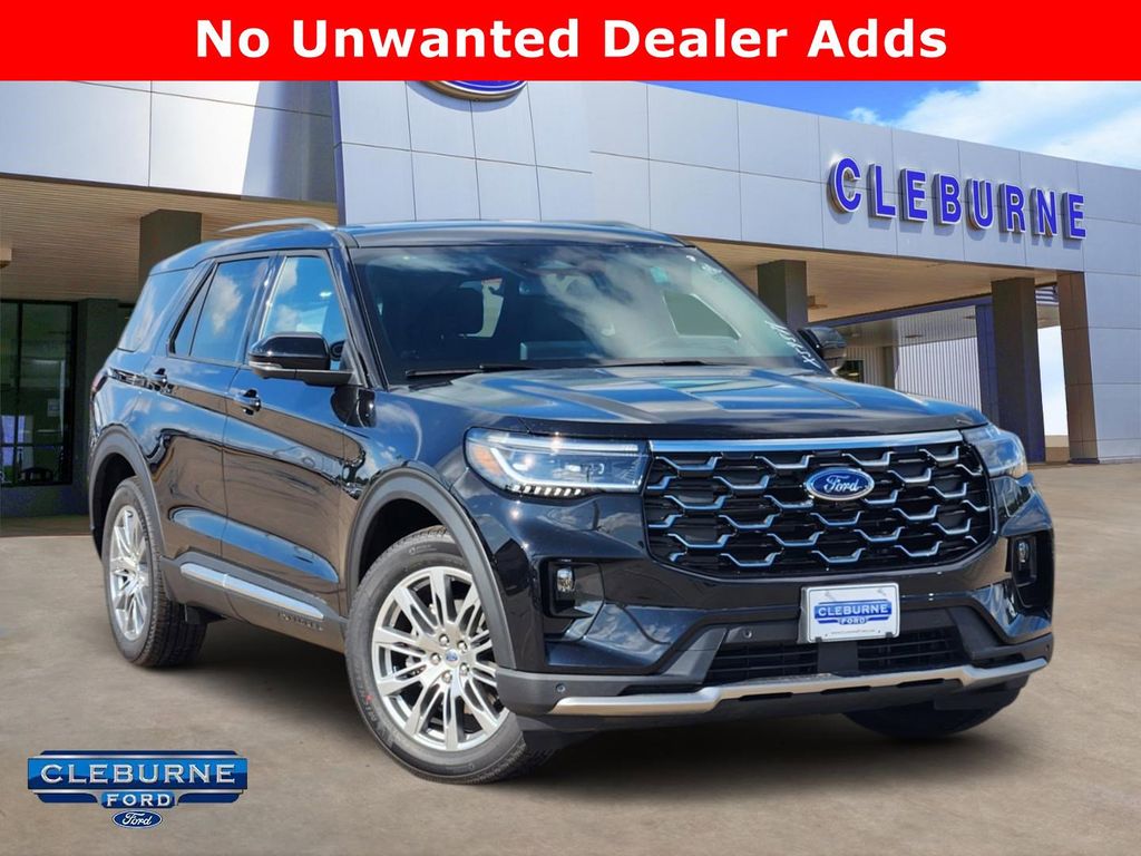 2026 Ford Explorer Platinum's photo