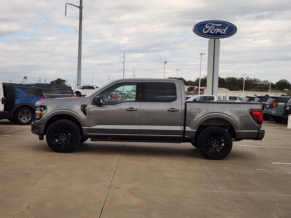 New 2025 Ford F-150 XLT TRUCK