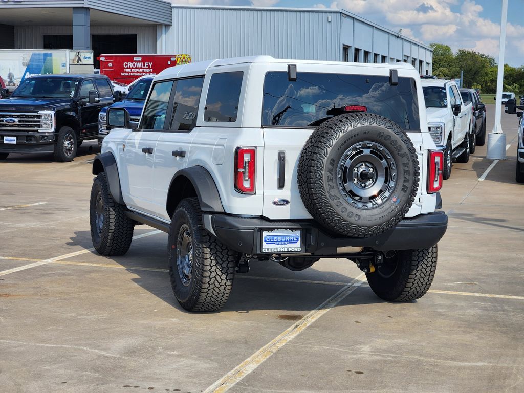 2025 Ford Bronco Badlands photo 4