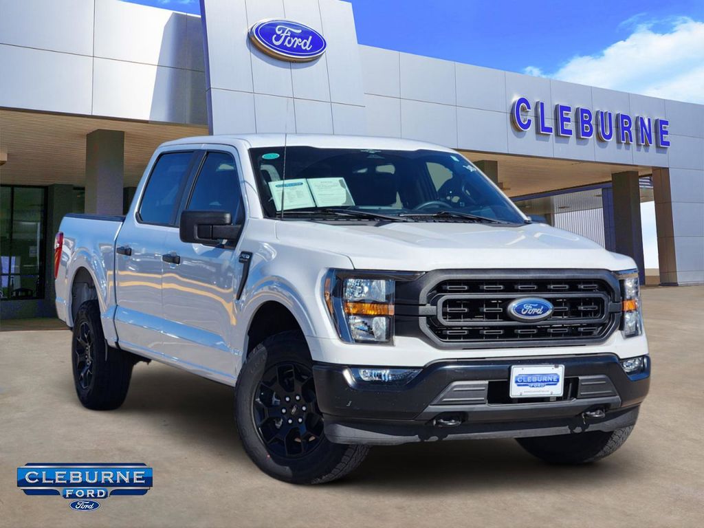 2023 Ford F-150 XL's photo