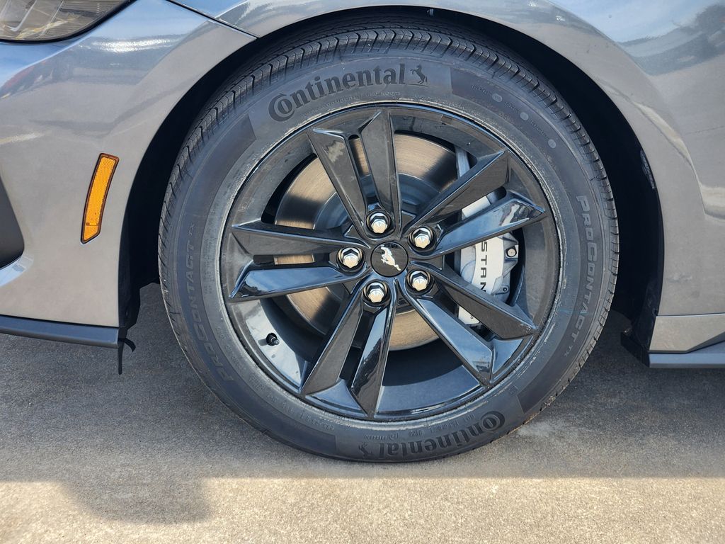 2026 Ford Mustang GT Fastback - Photo 8