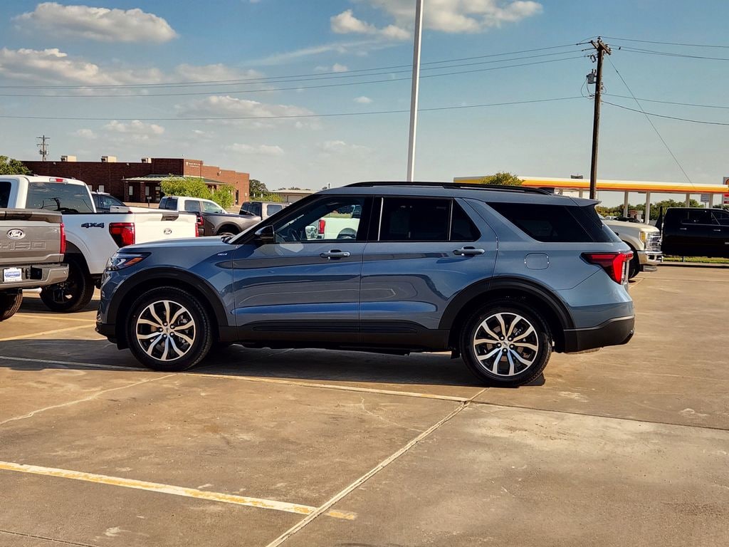 New 2025 Ford Explorer ST-Line SUV