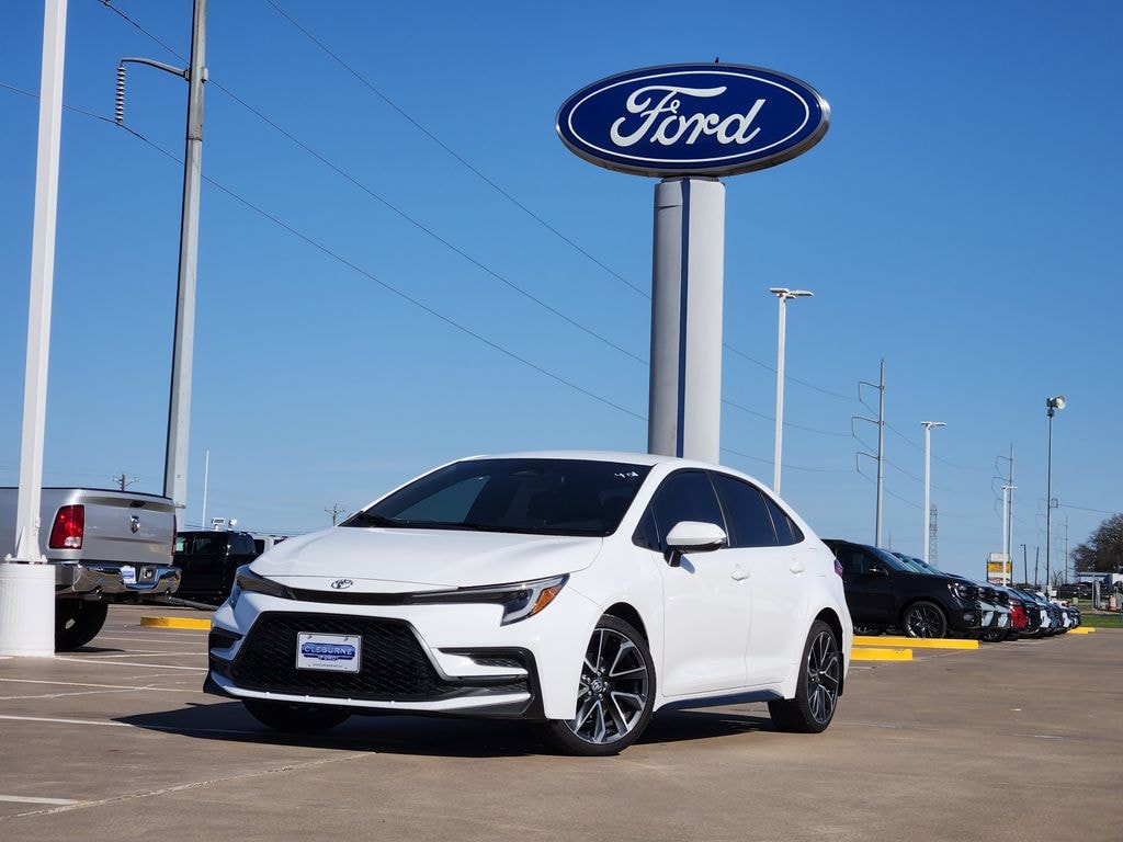 Used 2023 Toyota Corolla SE Sedan