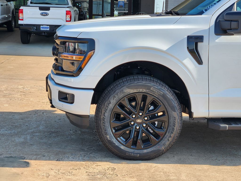2025 Ford F-150 XLT - Photo 7