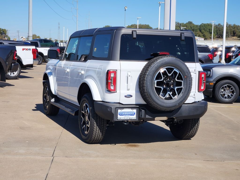 New 2025 Ford Bronco Outer Banks SUV
