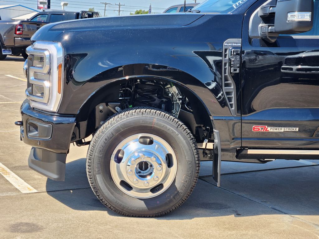2026 Ford F-350 Super Duty Platinum - Photo 7