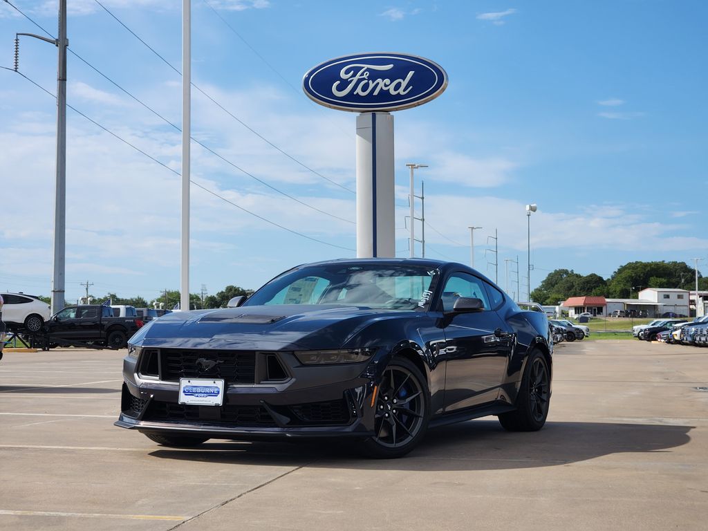 2025 Ford Mustang Dark Horse Premium photo 2