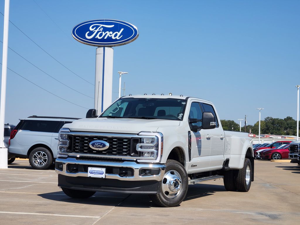 2026 Ford F-350 XLT photo 2