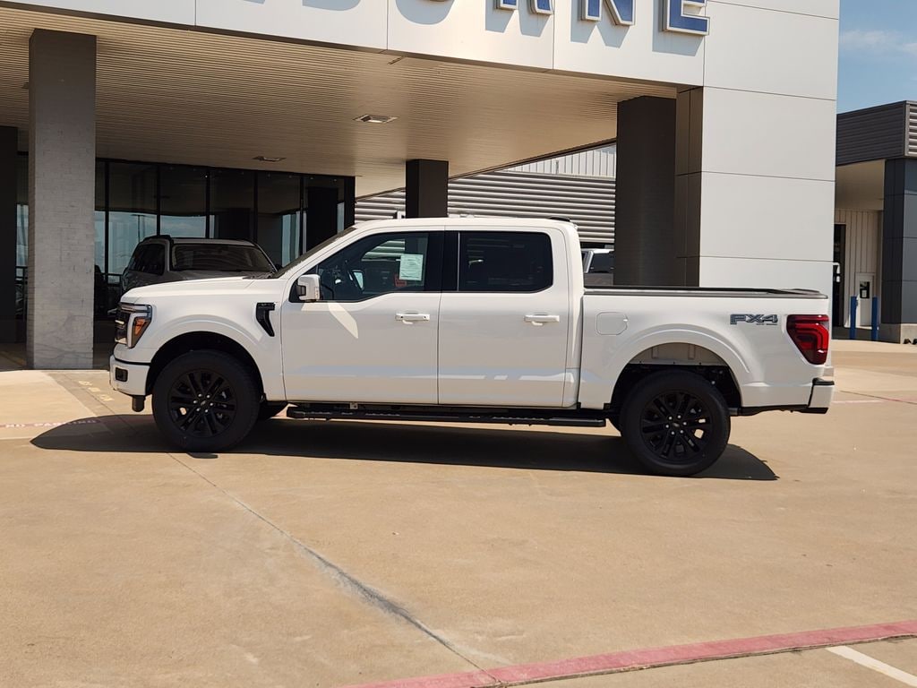 New 2025 Ford F-150 Lariat TRUCK