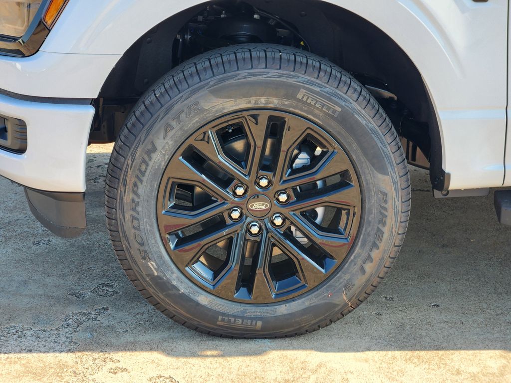 2025 Ford F-150 XLT - Photo 8