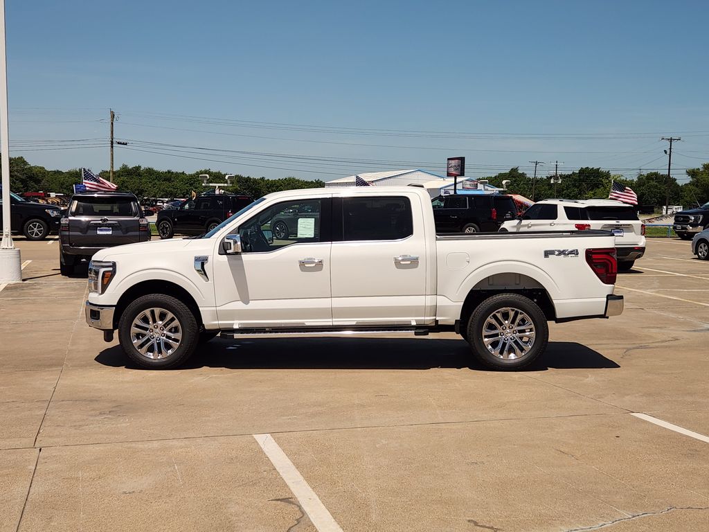 2025 Ford F-150 Lariat photo 3