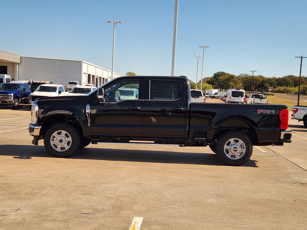 2026 Ford F-250 XLT photo 3