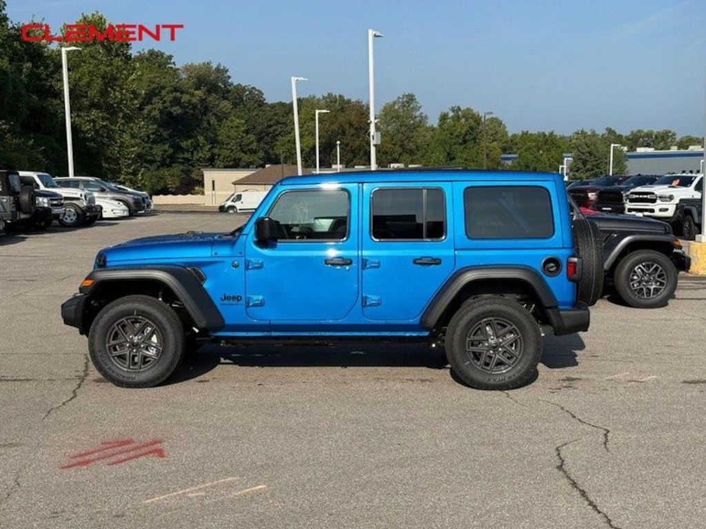 New 2025 Jeep Wrangler Sport S Sport Utility