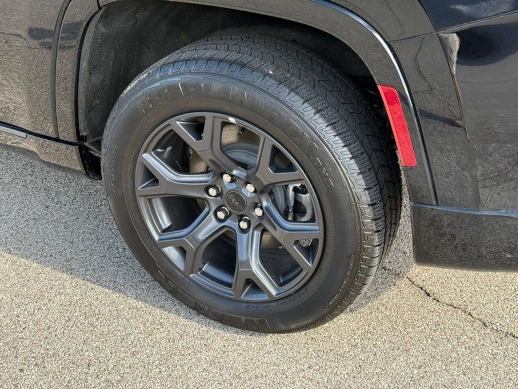New 2026 Jeep Grand Wagoneer Limited Altitude Sport Utility