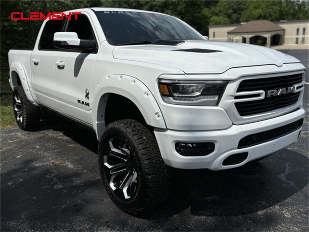 2024 Ram 1500 Laramie photo 3
