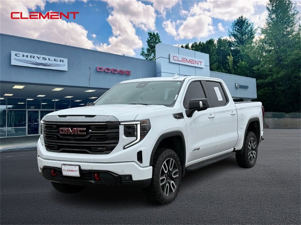 2024 GMC Sierra 1500 AT4's photo