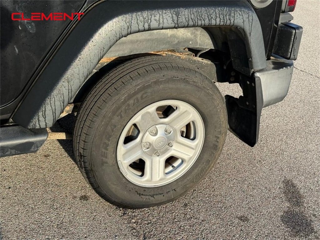 Used 2015 Jeep Wrangler Unlimited Sport 4x4 SUV