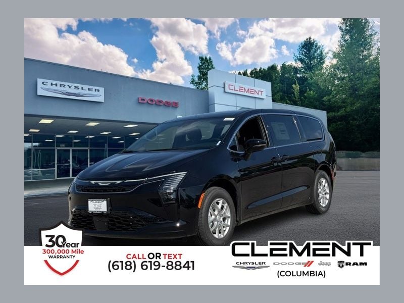 2027 Chrysler Pacifica Select's photo