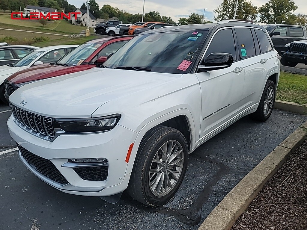 2022 Jeep Grand Cherokee Summit photo 2